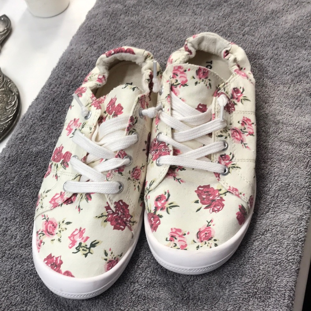 Torrid floral slip on sneakers size 10W